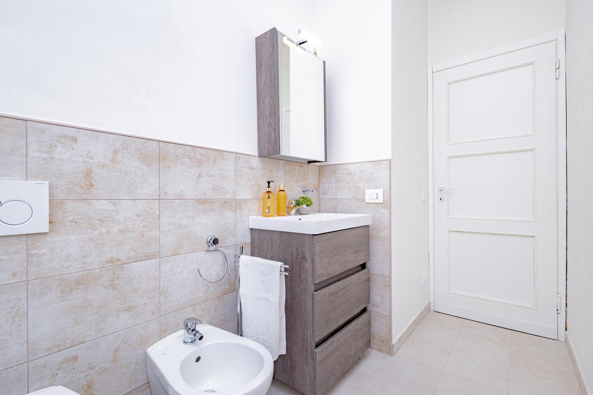 Golden House Apartment แบร์กาโม ภายนอก รูปภาพ