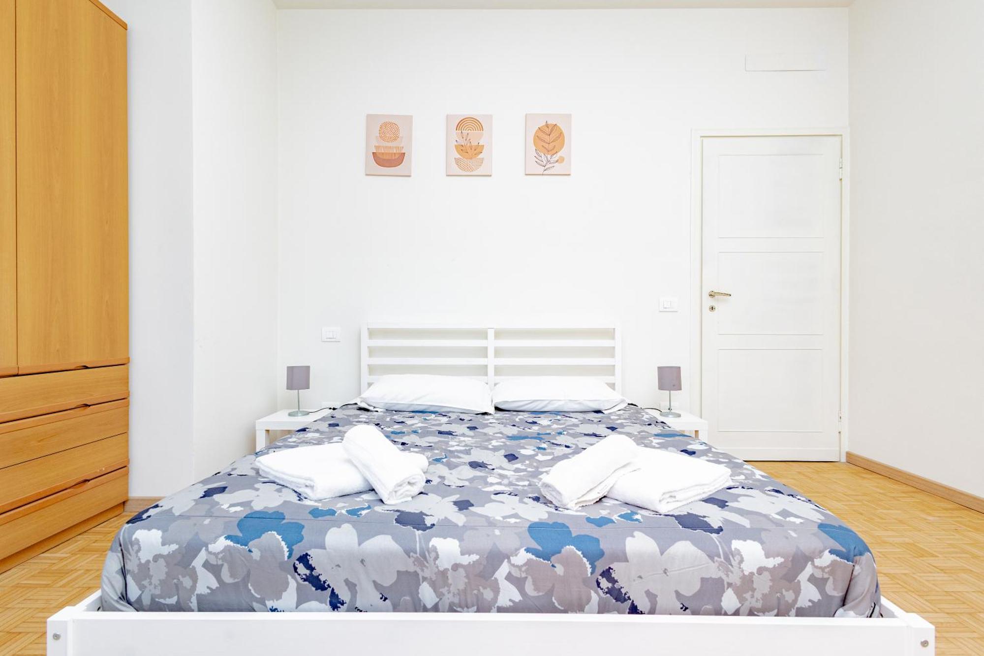 Golden House Apartment แบร์กาโม ภายนอก รูปภาพ